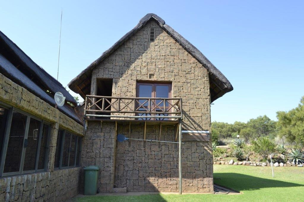 5 Bedroom Property for Sale in Lindleyspoort North West